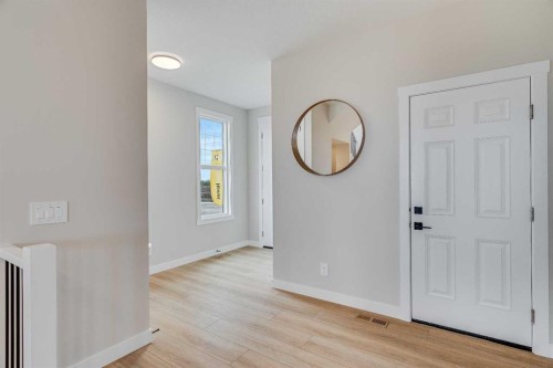 467 Kinniburgh Loop, Chestermere, AB - Indoor Photo Showing Other Room