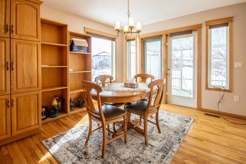 5111 Shannon Drive, Olds, AB - Indoor Photo Showing Dining Room