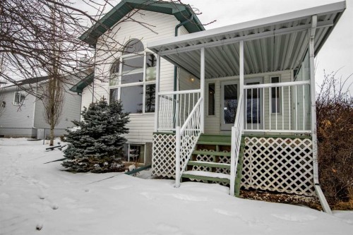 5111 Shannon Drive, Olds, AB - Outdoor