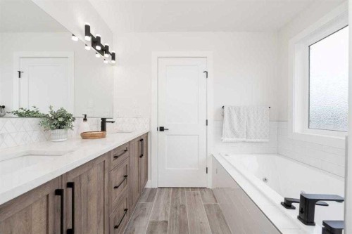 524 Waterford Grove, Chestermere, AB - Indoor Photo Showing Bathroom