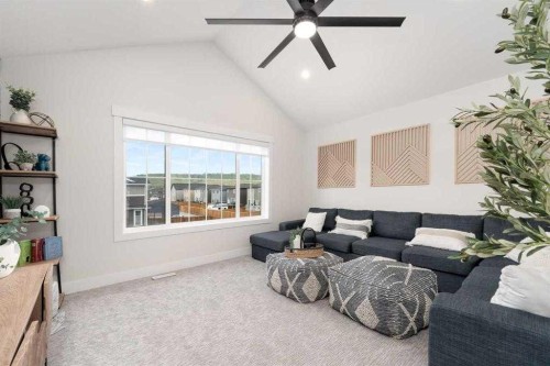 524 Waterford Grove, Chestermere, AB - Indoor Photo Showing Living Room