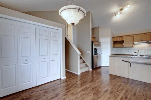 156 Copperfield Rise Se, Calgary, AB - Indoor Photo Showing Kitchen