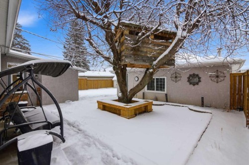 527 Athlone Road Se, Calgary, AB - Outdoor