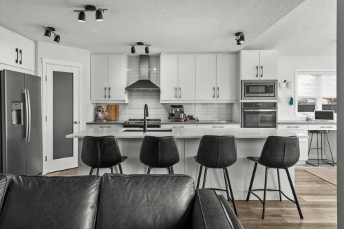 218 Coville Circle Ne, Calgary, AB - Indoor Photo Showing Kitchen With Upgraded Kitchen