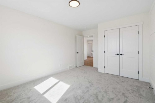 6 Westmount Point, Okotoks, AB - Indoor Photo Showing Other Room