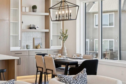 6 Westmount Point, Okotoks, AB - Indoor Photo Showing Dining Room