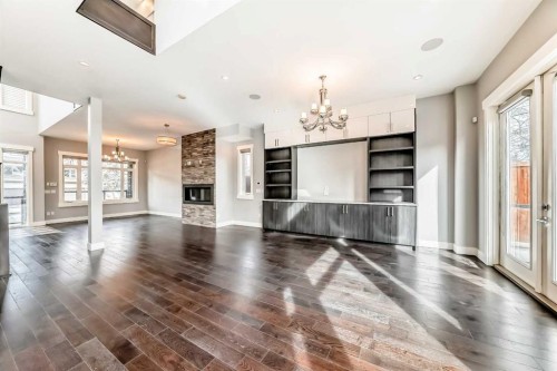 230 37 Street Nw, Calgary, AB - Indoor Photo Showing Living Room