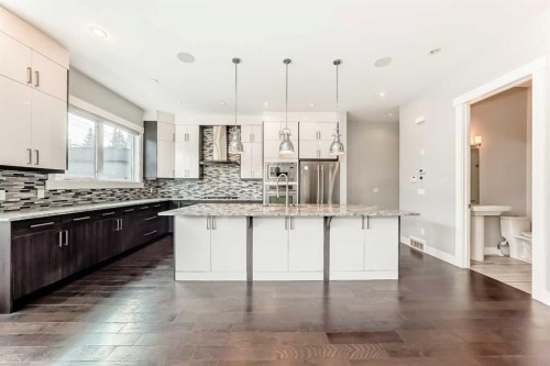 230 37 Street Nw, Calgary, AB - Indoor Photo Showing Kitchen With Upgraded Kitchen