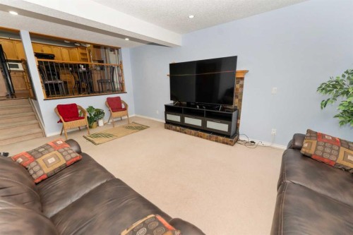 18 Coral Sands Place Ne, Calgary, AB - Indoor