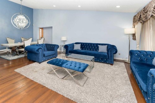 18 Coral Sands Place Ne, Calgary, AB - Indoor Photo Showing Living Room