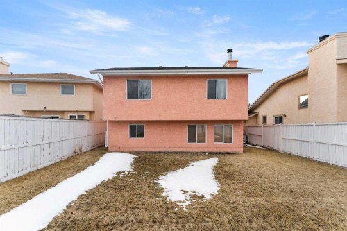 18 Coral Sands Place Ne, Calgary, AB - Outdoor With Exterior