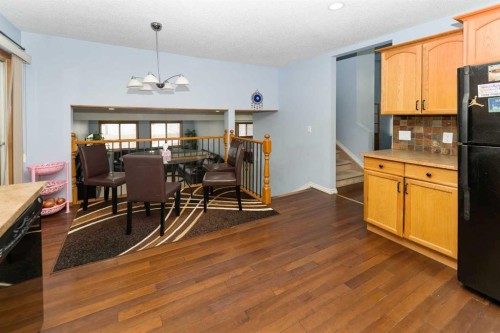 18 Coral Sands Place Ne, Calgary, AB - Indoor