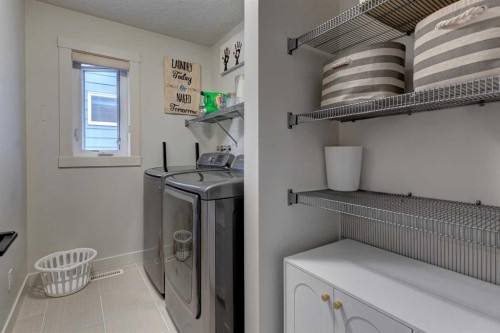 19 Cranbrook Crescent Se, Calgary, AB 