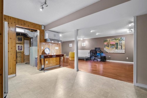 4604 Marwood Way Ne, Calgary, AB - Indoor