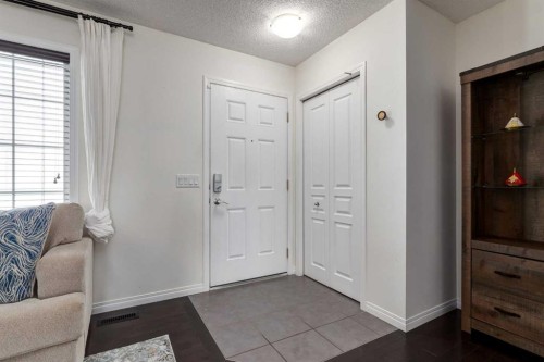 67 Elgin Meadows Park Se, Calgary, AB - Indoor Photo Showing Other Room