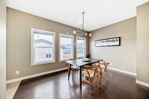 90 Evanspark Road Nw, Calgary, AB - Indoor Photo Showing Dining Room