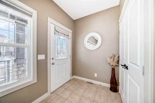 90 Evanspark Road Nw, Calgary, AB - Indoor Photo Showing Other Room