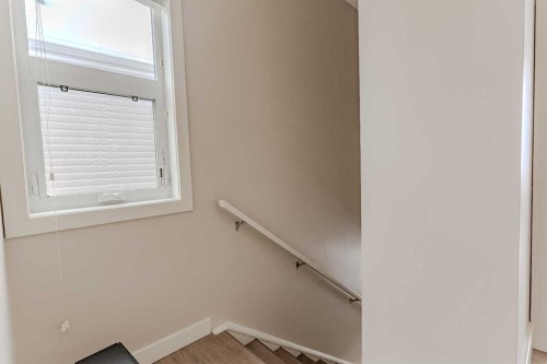 413-355 Nolancrest Heights Nw, Calgary, AB - Indoor Photo Showing Other Room