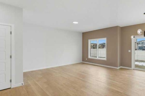 213 Bayview Park Sw, Airdrie, AB - Indoor Photo Showing Other Room