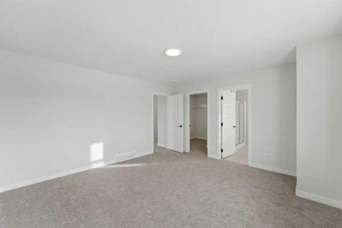213 Bayview Park Sw, Airdrie, AB - Indoor Photo Showing Other Room
