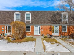 19-330 Canterbury Drive SW Calgary, AB T2W 1H6