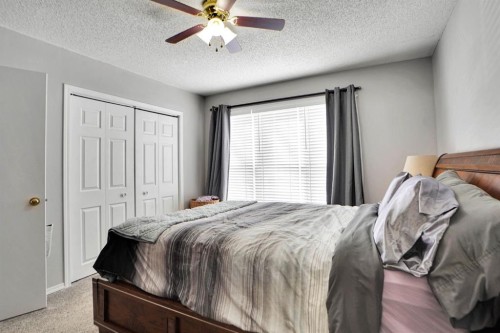 94 Inverness Park Se, Calgary, AB - Indoor Photo Showing Bedroom