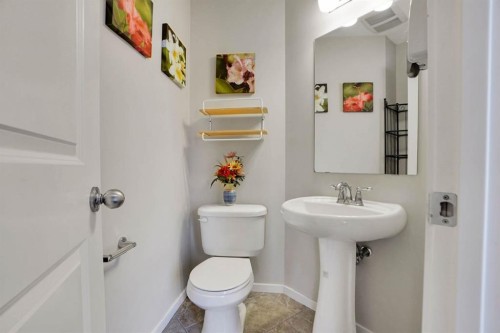 82 Walden Drive Se, Calgary, AB - Indoor Photo Showing Bathroom