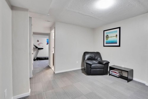 82 Walden Drive Se, Calgary, AB - Indoor Photo Showing Other Room