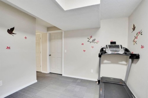 82 Walden Drive Se, Calgary, AB - Indoor