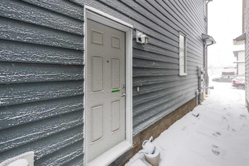 399 Magnolia Drive Se, Calgary, AB - Outdoor