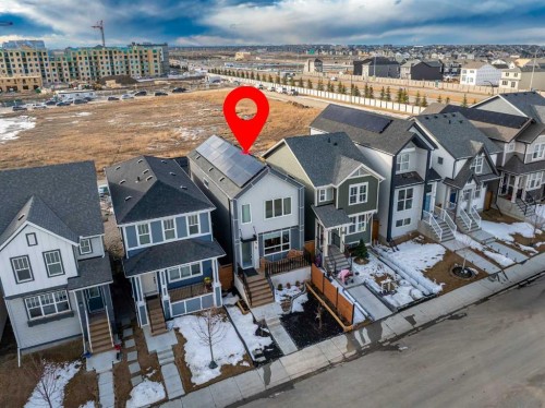 41 Heirloom Crescent Se, Calgary, AB - Outdoor