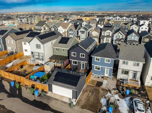 41 Heirloom Crescent Se, Calgary, AB - Outdoor