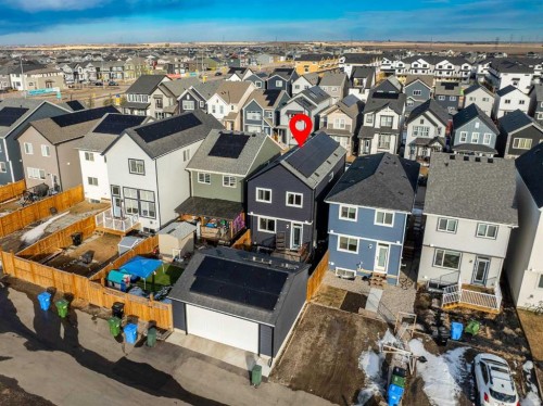 41 Heirloom Crescent Se, Calgary, AB - Outdoor