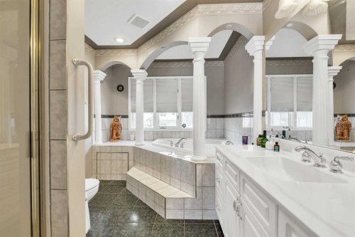 55 Midlake Place Se, Calgary, AB - Indoor Photo Showing Bathroom