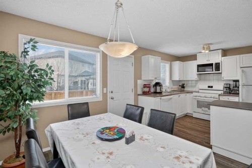 260 Stonemere Place, Chestermere, AB - Indoor