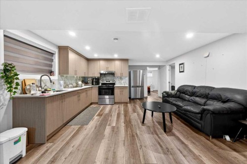 7 Redstone Park Ne, Calgary, AB - Indoor