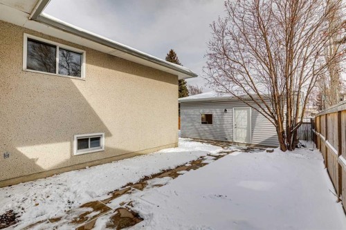 11016 Braton Place Sw, Calgary, AB - Outdoor With Exterior