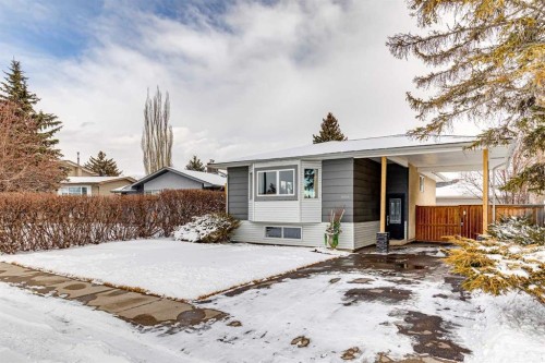 11016 Braton Place Sw, Calgary, AB - Outdoor