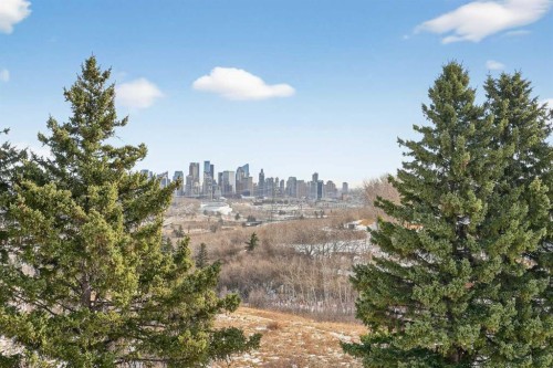 304-512 Cedar Crescent Sw, Calgary, AB - Outdoor With View