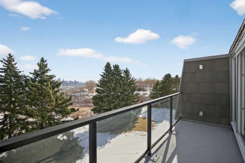 304-512 Cedar Crescent Sw, Calgary, AB - Outdoor With Balcony