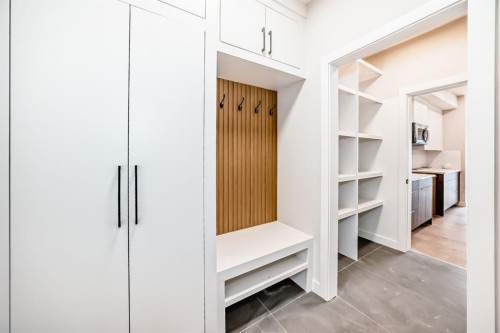 512 Heritage Boulevard, Cochrane, AB - Indoor
