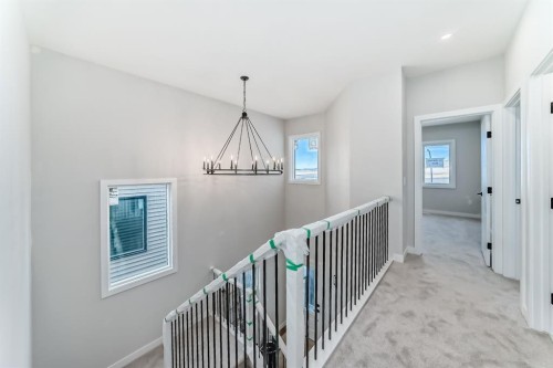 512 Heritage Boulevard, Cochrane, AB - Indoor Photo Showing Other Room