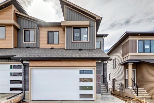 512 Heritage Boulevard, Cochrane, AB - Outdoor