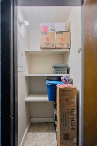 206-1027 Cameron Avenue Sw, Calgary, AB - Indoor