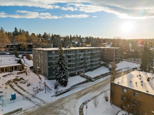 206-1027 Cameron Avenue Sw, Calgary, AB - Outdoor With View