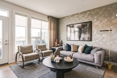  - Indoor Photo Showing Living Room