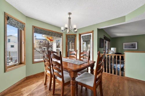 68 Hawkland Circle Nw, Calgary, AB - Indoor Photo Showing Dining Room