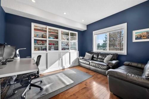 7104 36 Avenue Nw, Calgary, AB - Indoor