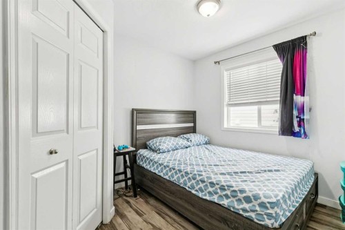 38 Canoe Square Sw, Airdrie, AB - Indoor Photo Showing Bedroom