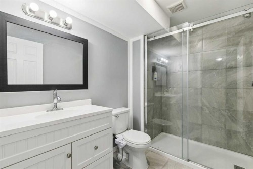 38 Canoe Square Sw, Airdrie, AB - Indoor Photo Showing Bathroom